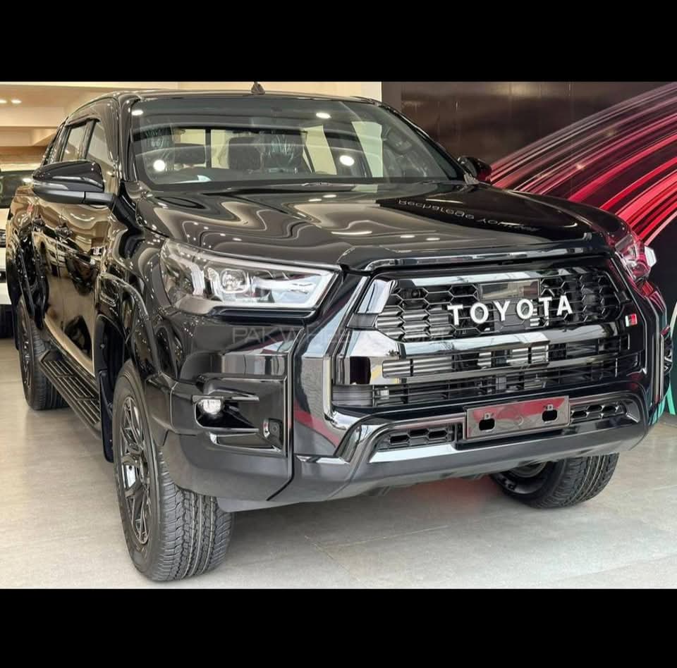 Toyota Rocco GR 2025