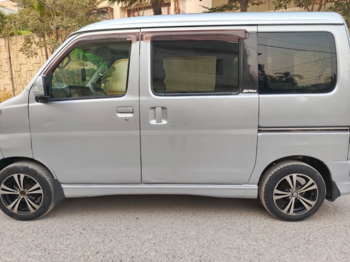 Daihatsu Atrai Wagon