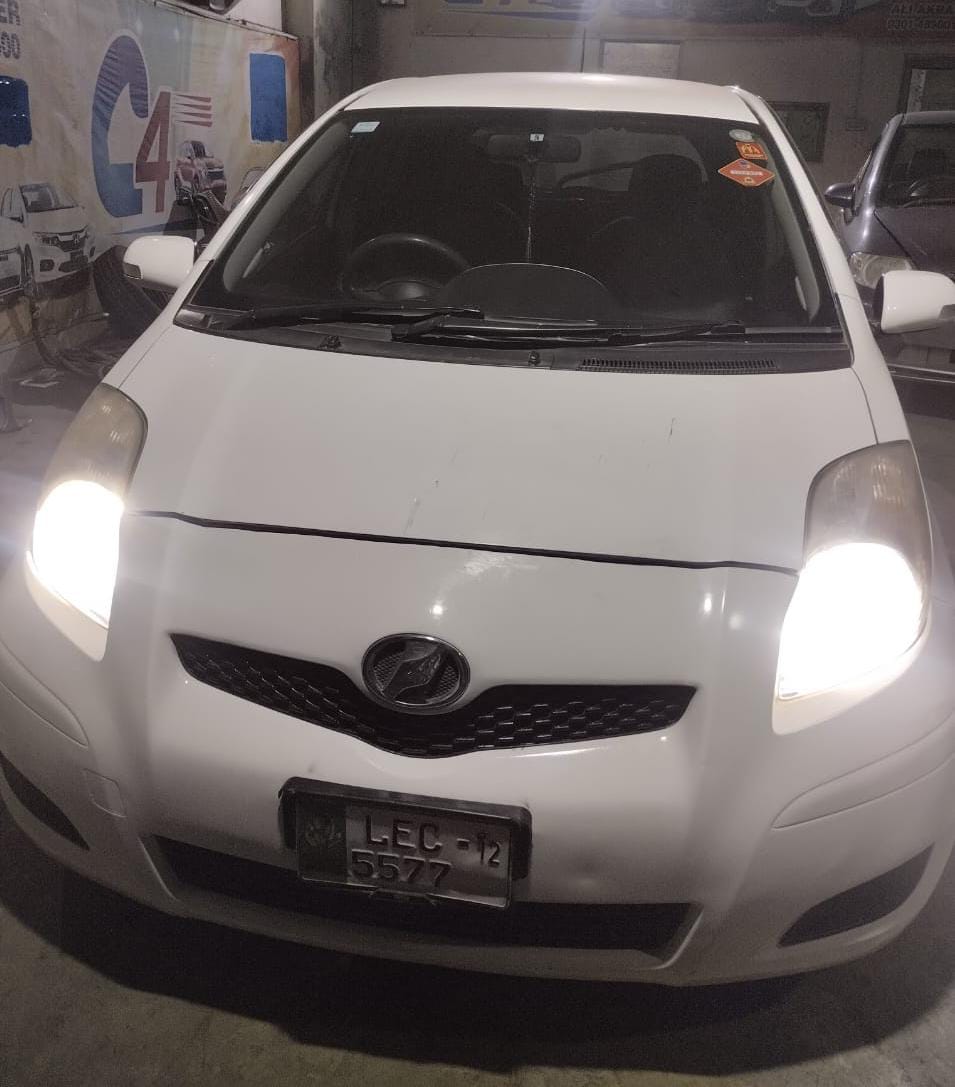 Toyota Vitz 1.0 2009/12