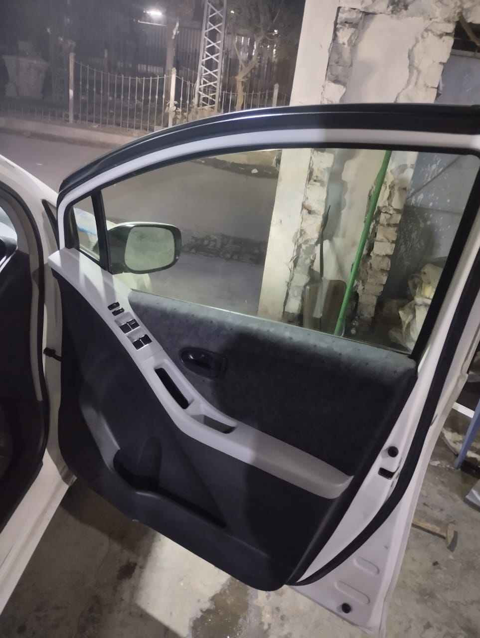 Toyota Vitz 1.0 2009/12