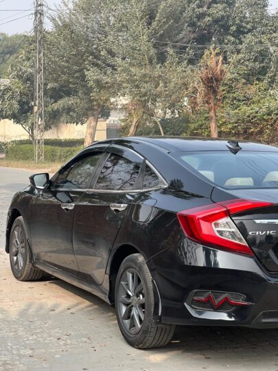 Honda civic ug 2019