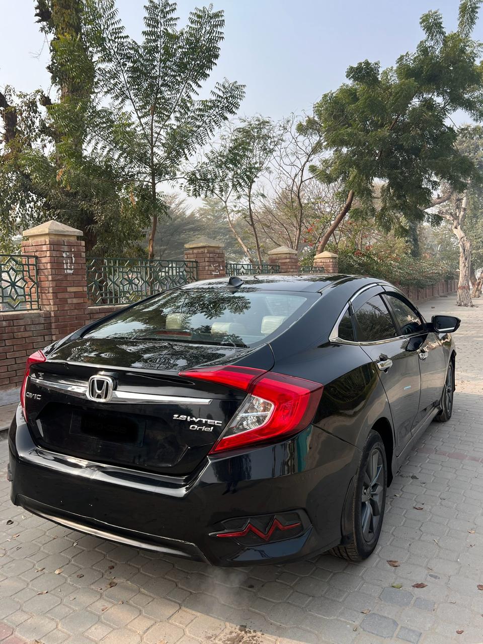 Honda civic ug 2019