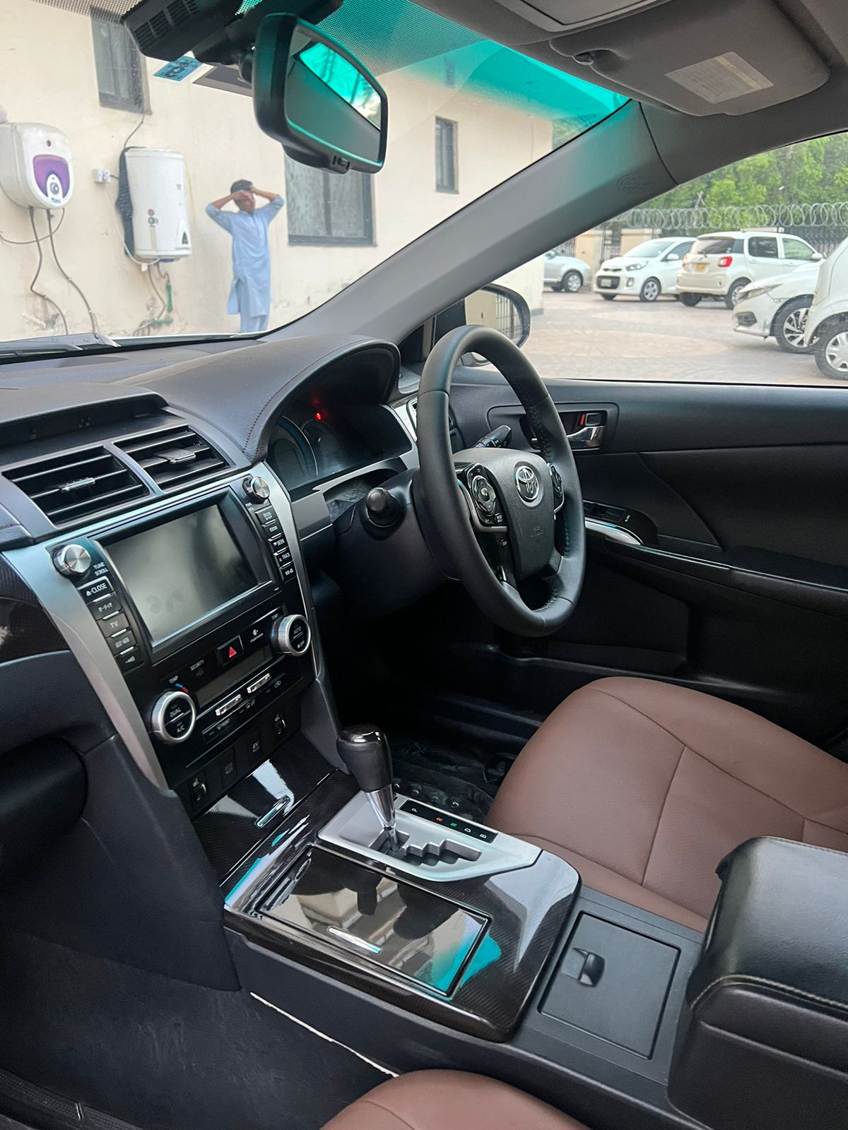 TOYOTA CAMRY HYBRID 2011/17