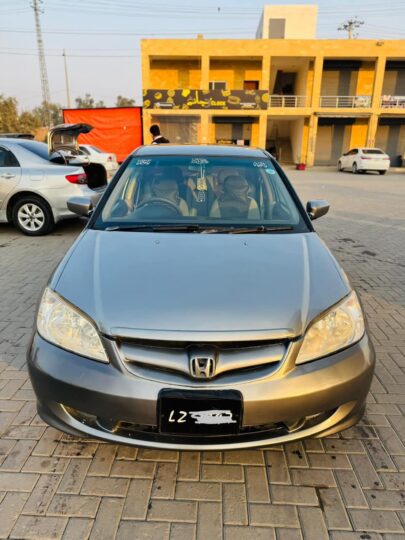 Honda civic EXI prosmatic 2004