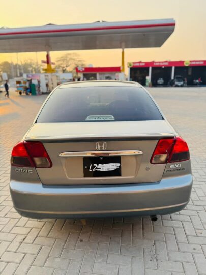 Honda civic EXI prosmatic 2004