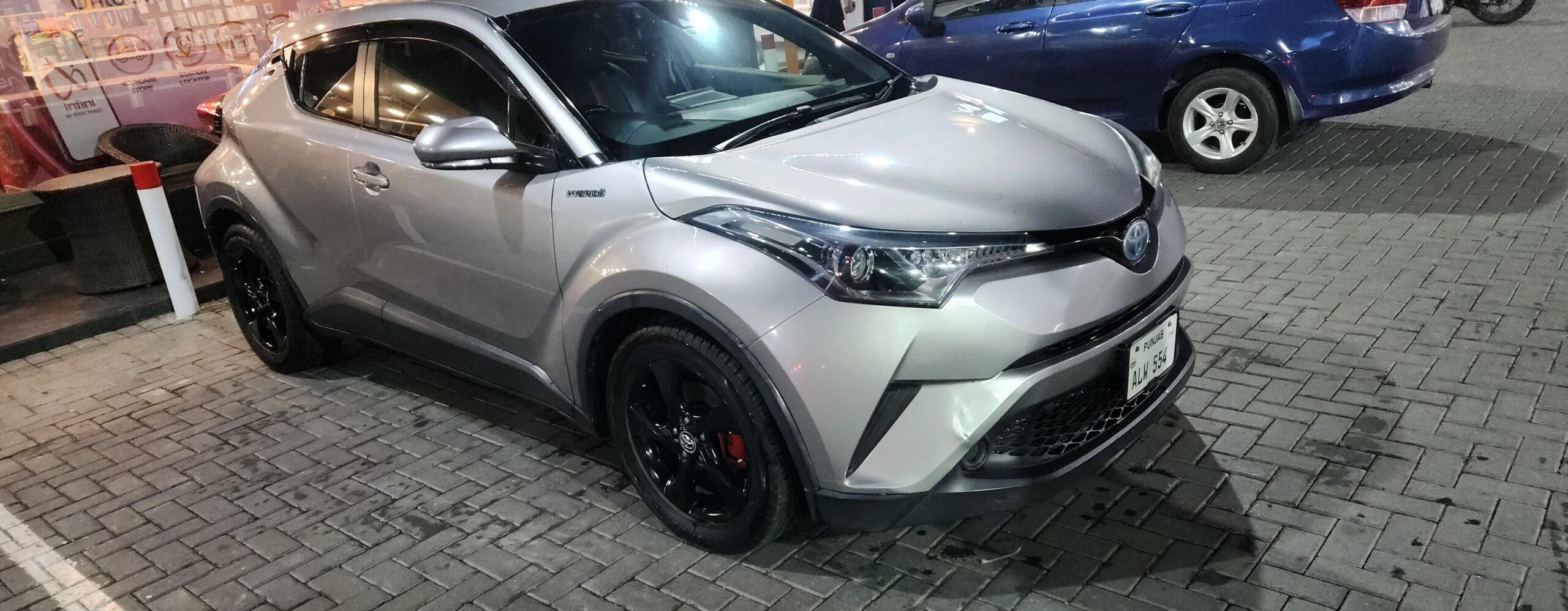 Toyota CHR hybrid SLD 2017/22