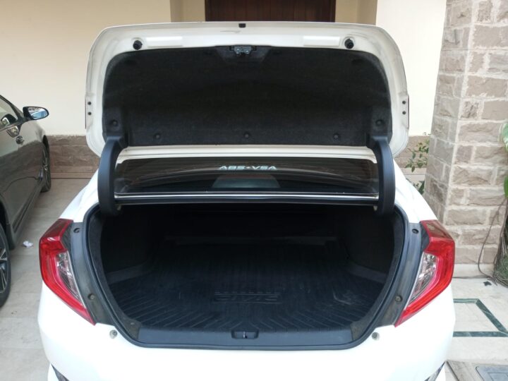 Honda Civic UG X 2019