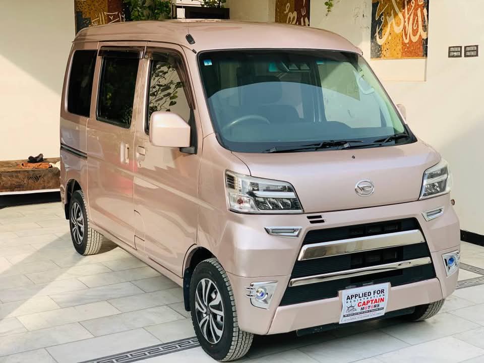 DAIHATSU HIJET CRUSIE SA III 2020/24