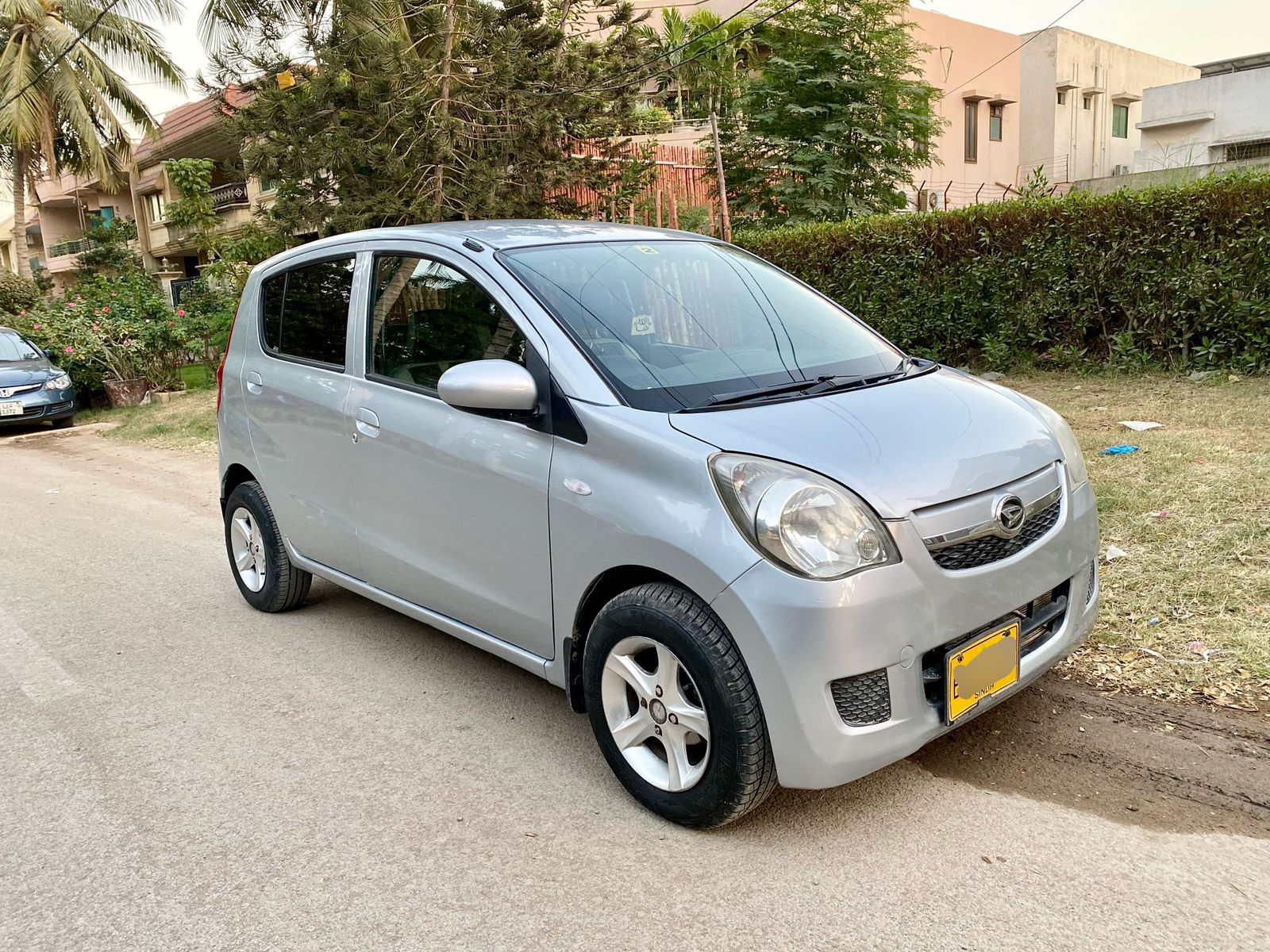 Daihatsu Mira X 2011/16