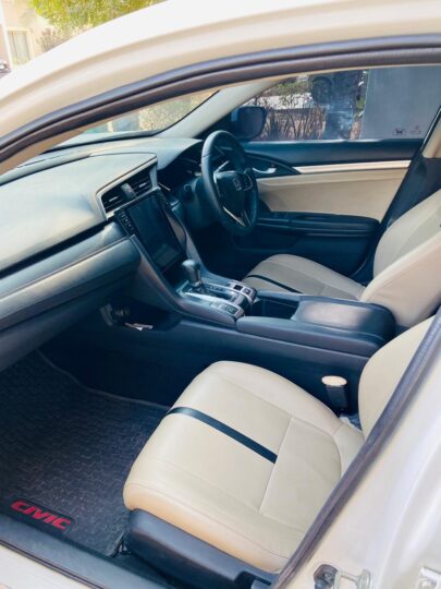 Honda civic X UG 2019