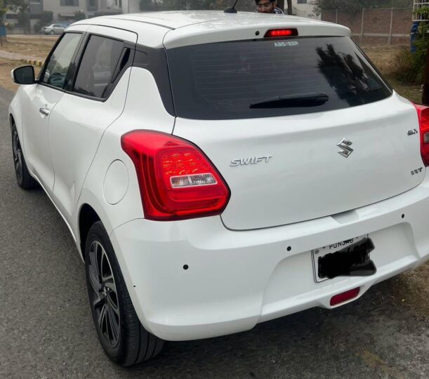 Suzuki swift DLX 2024