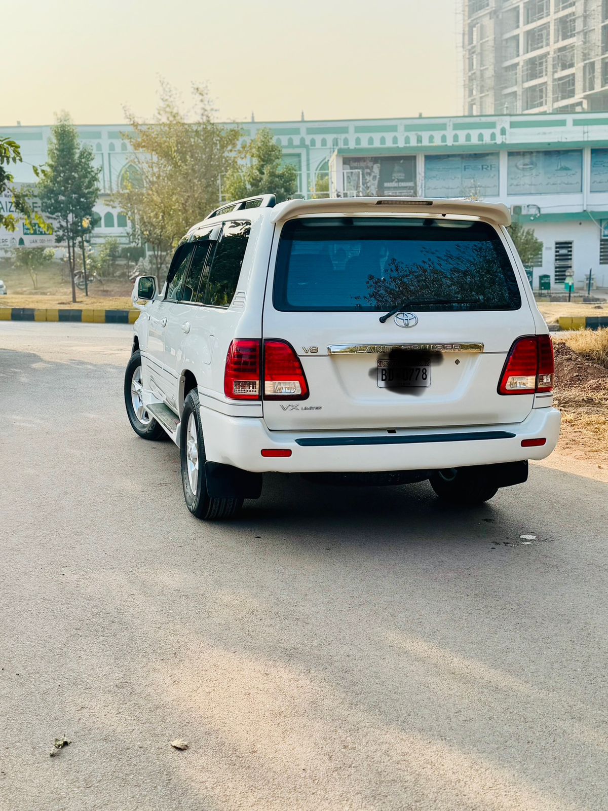 Toyota Land cruiser 2002/5 in islamabad