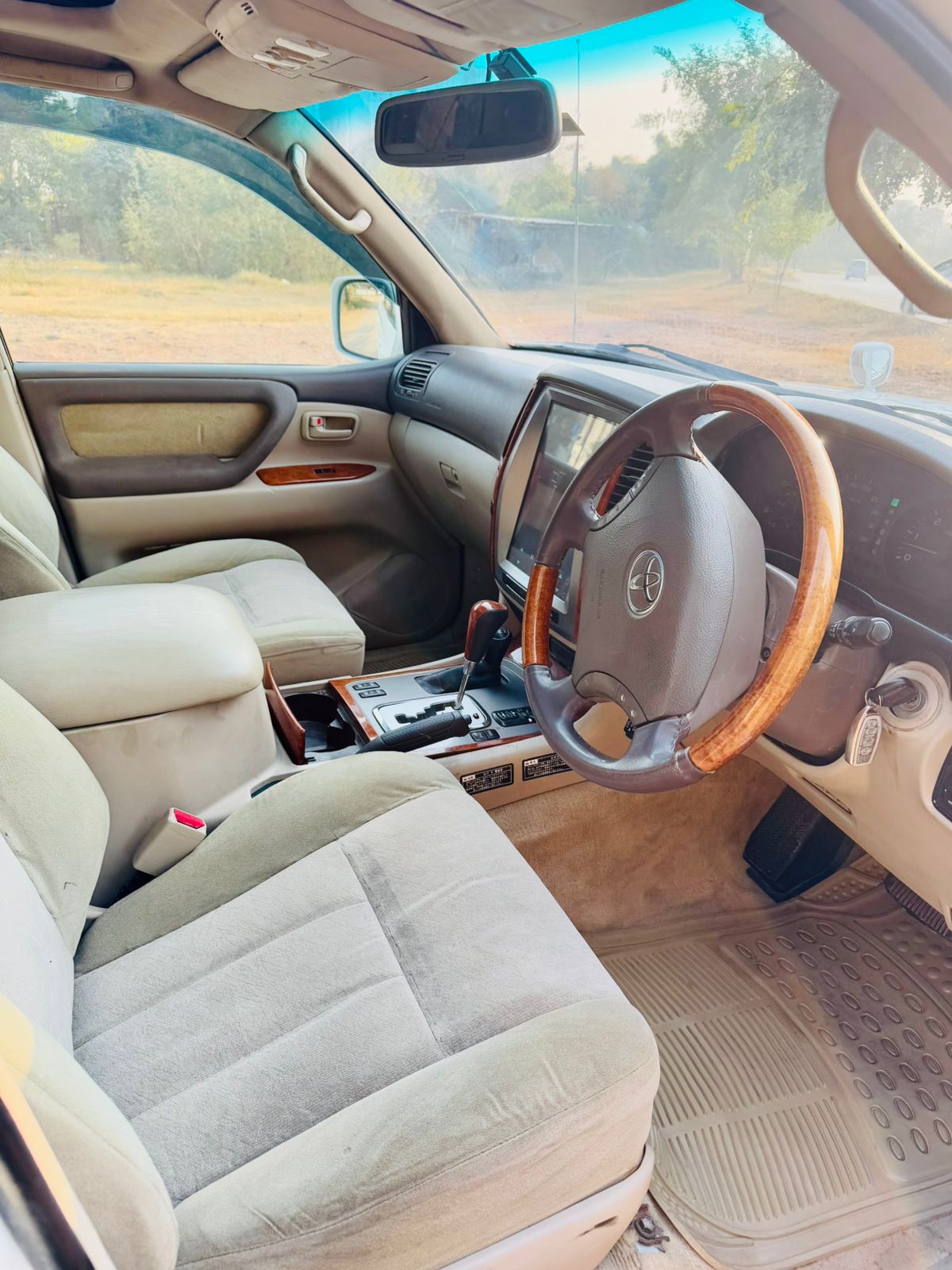 Toyota Land cruiser 2002/5 in islamabad