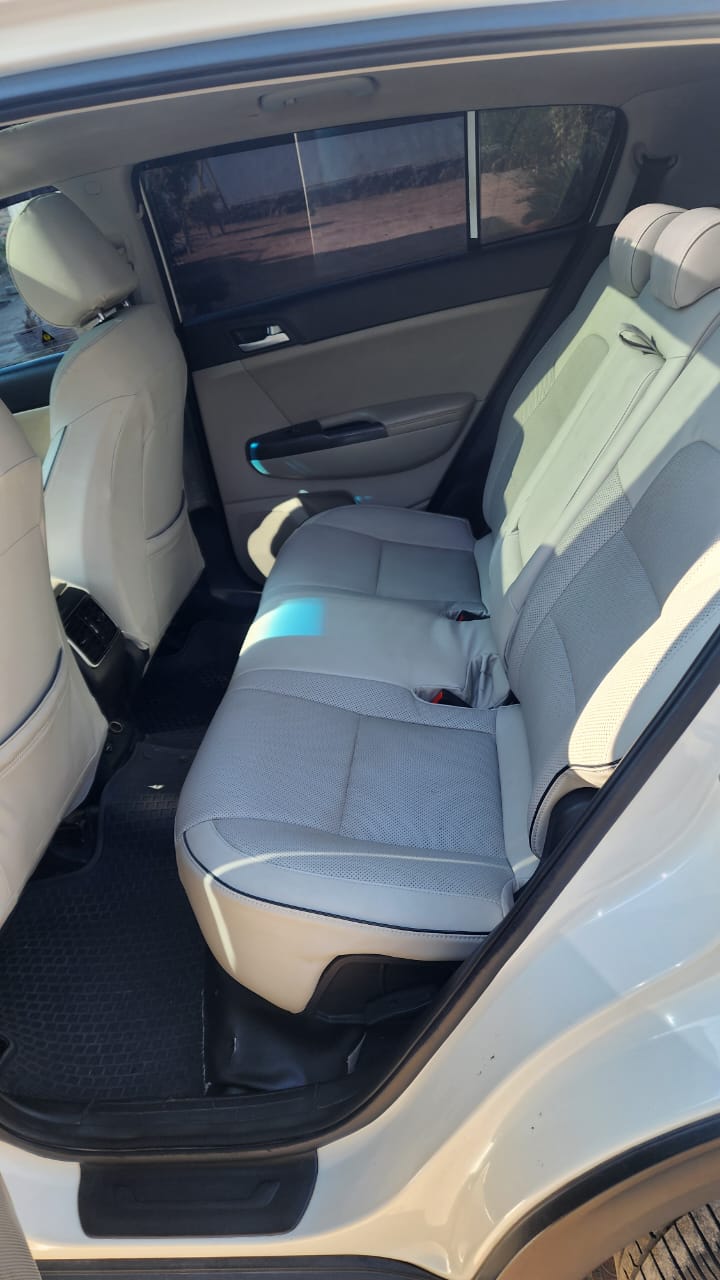 KIA SPORTAGE AWD 2021 model