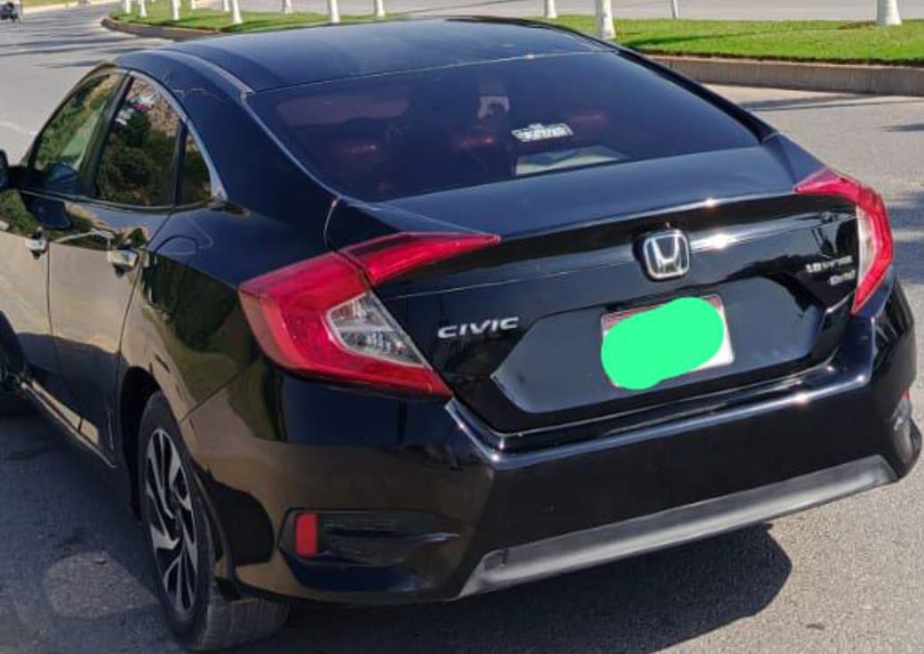 Honda civic X ug 2018