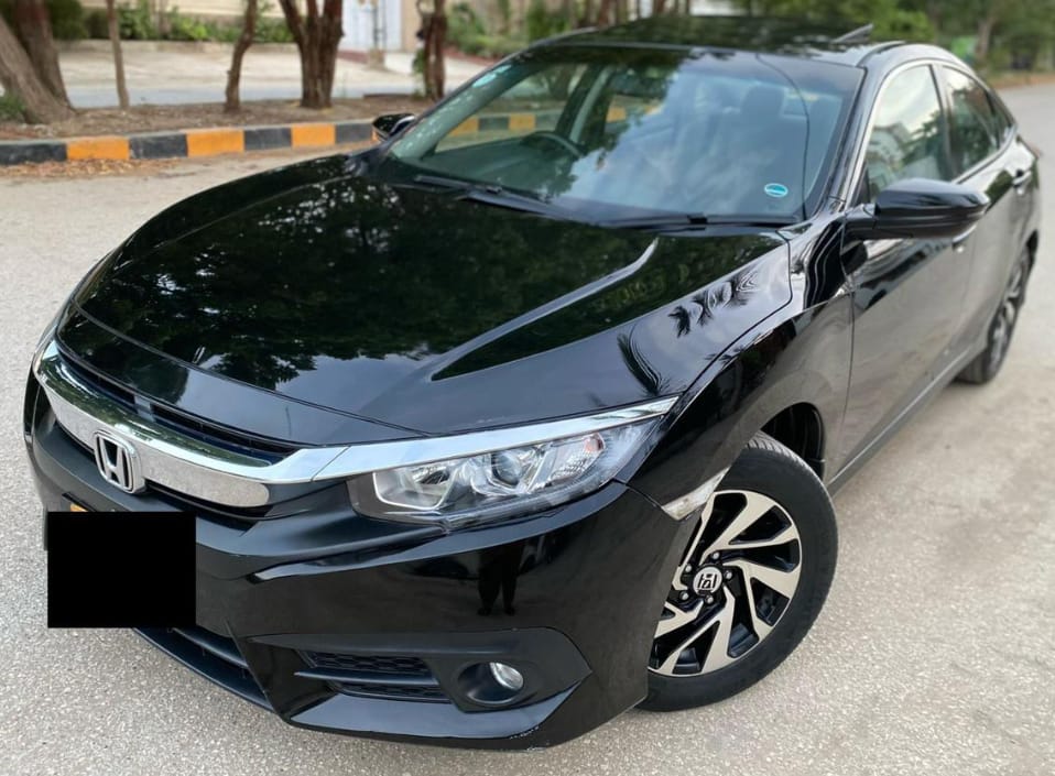 Honda civic X ug 2018