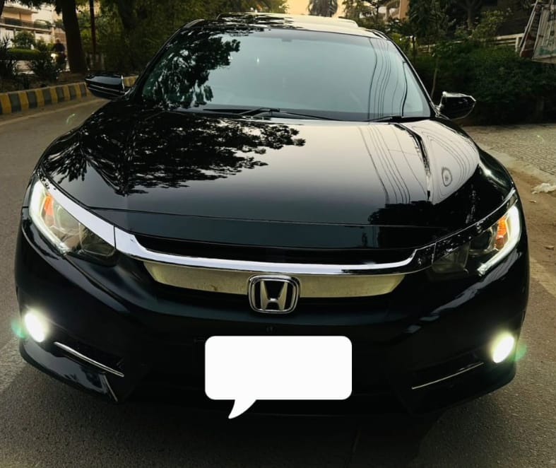 Honda civic X ug 2018