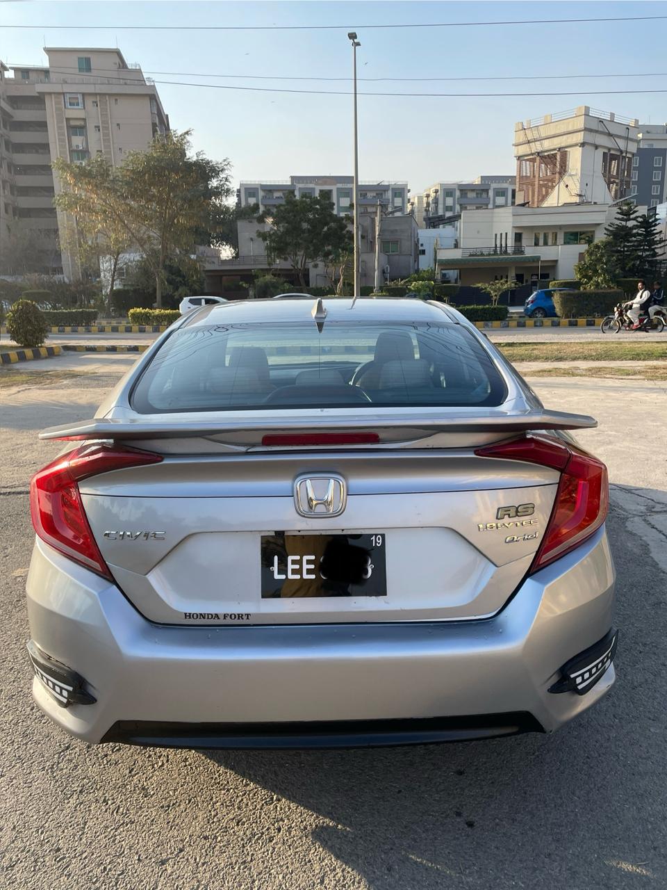 Honda civic X ug 2019