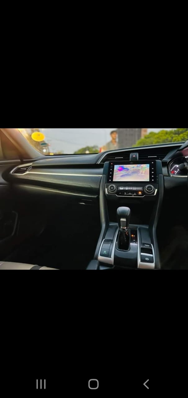 Honda civic X ug 2017
