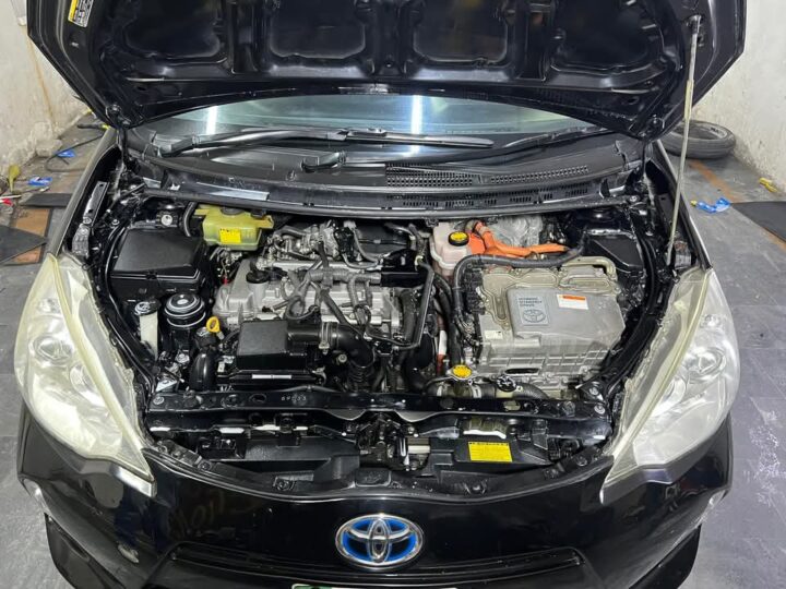 Toyota Aqua hybrid 2012/16