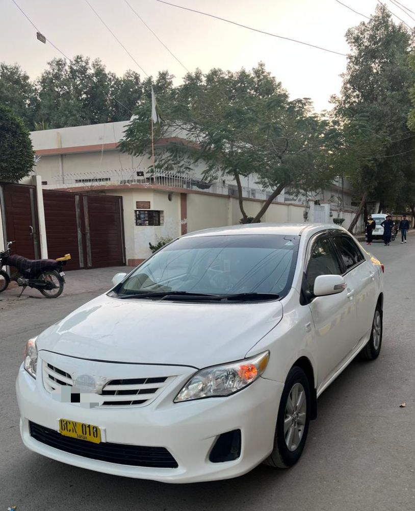 Toyota Corolla Gli auto 2014