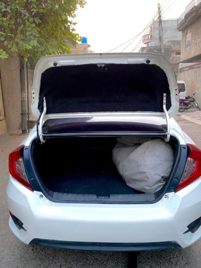 Honda civic X ug 2016
