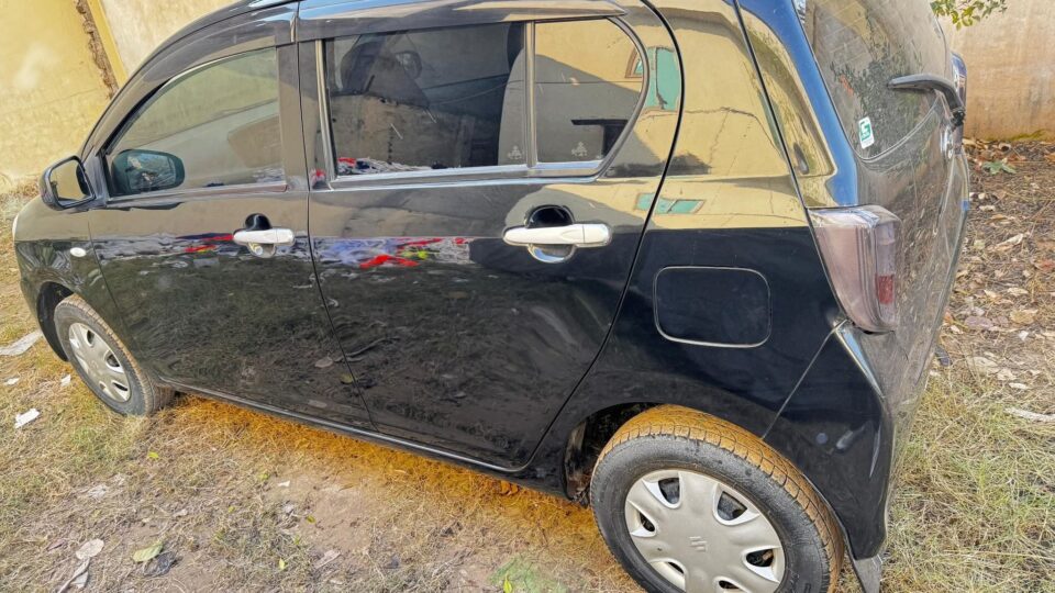 Daihatsu Mira X 2016