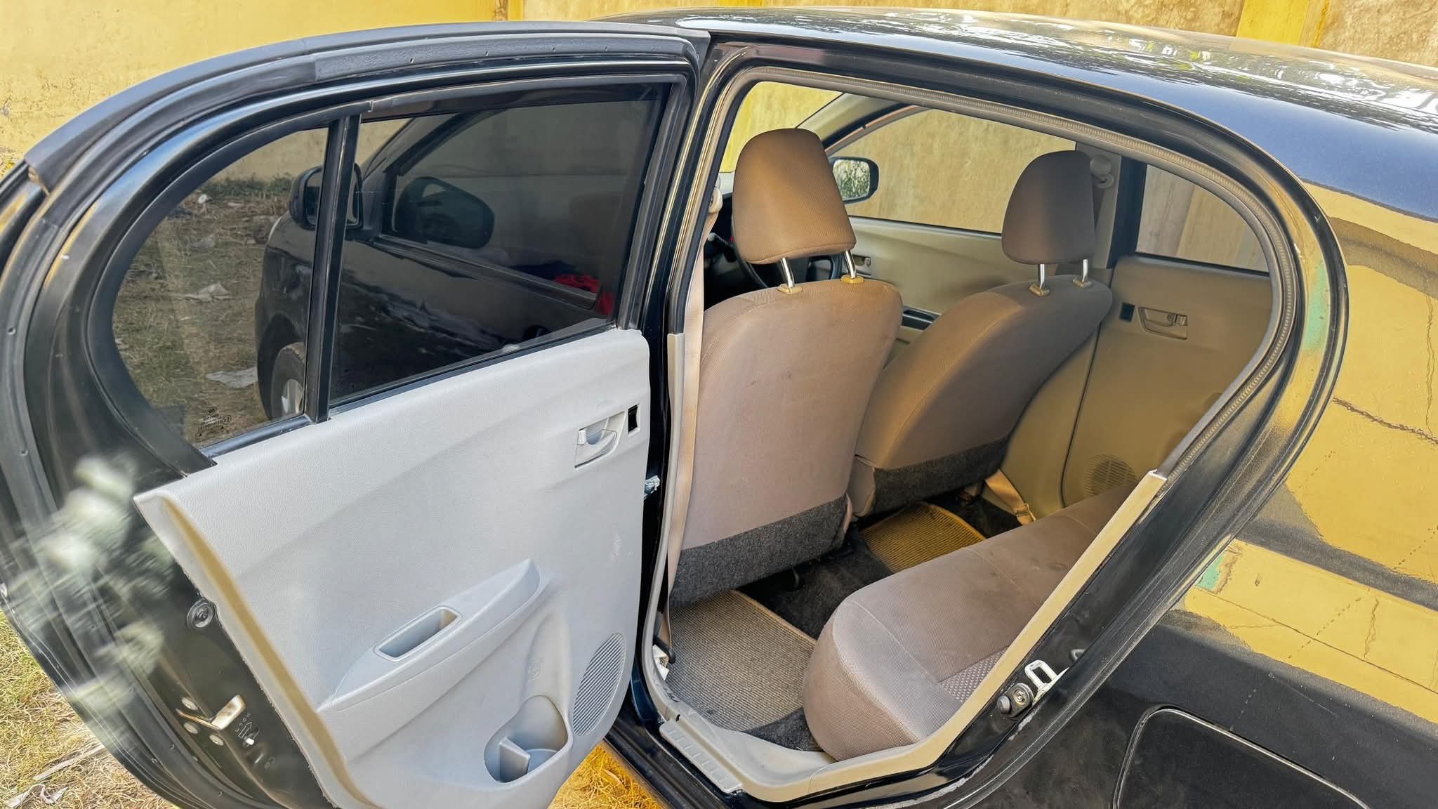 Daihatsu Mira X 2016