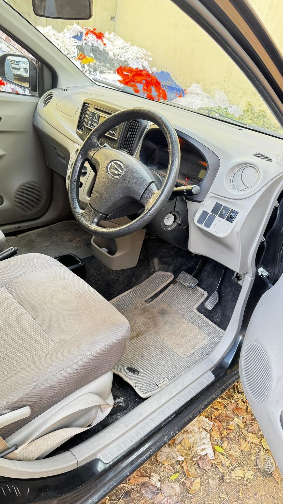 Daihatsu Mira X 2016