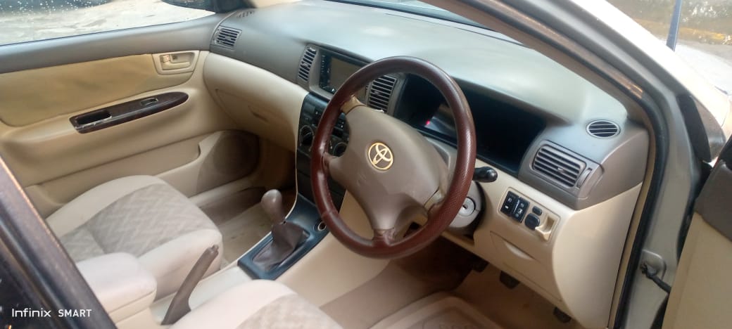 Toyota Corolla SE Saloon GLi 2004 car for sale