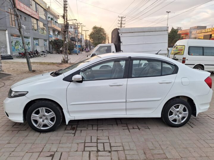 Honda city 1.3 Automatic 2017