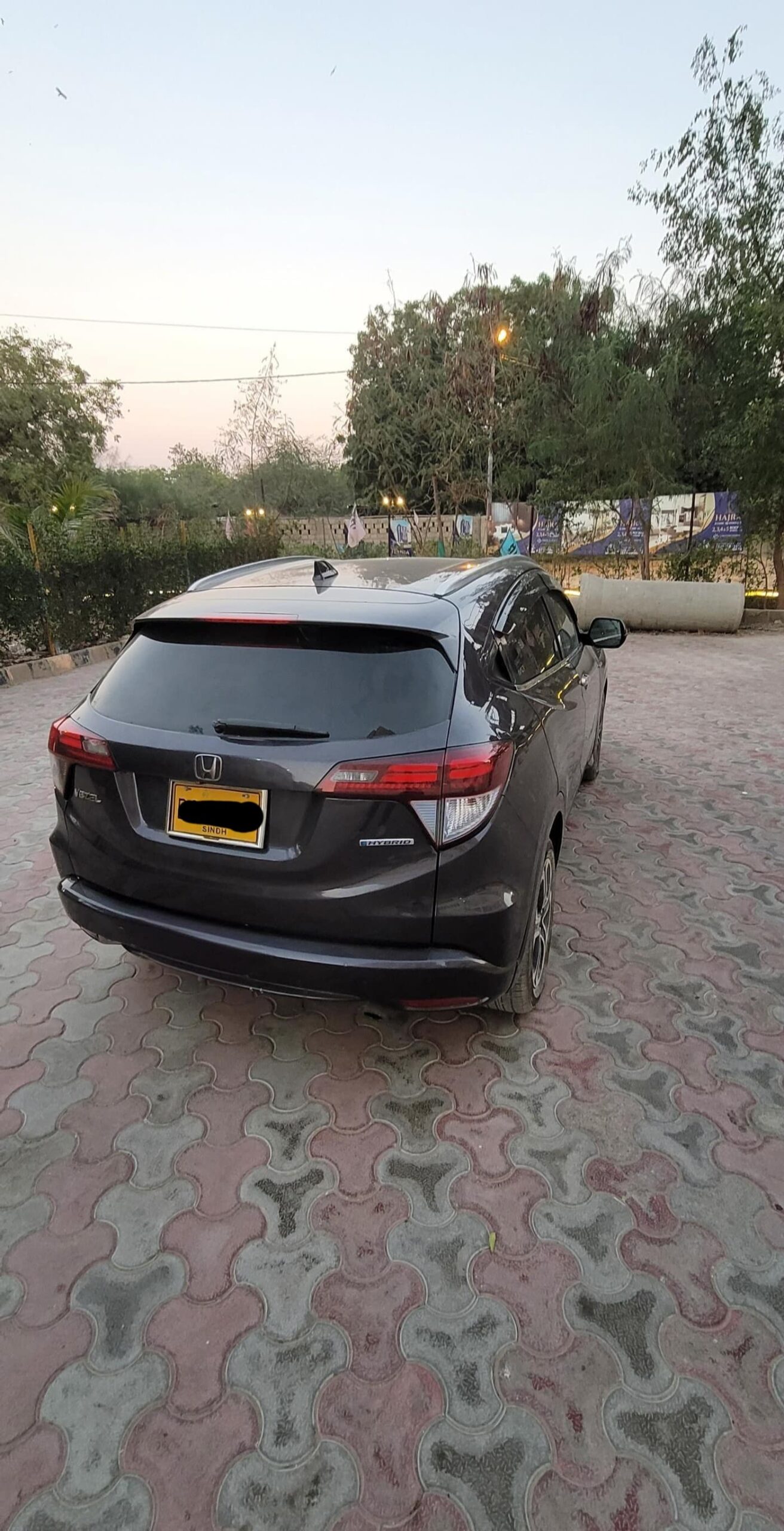 Honda vezel hybrid Z package 2014/18