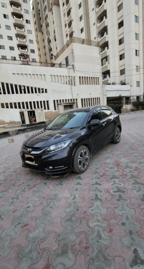 Honda vezel hybrid Z package 2014/18