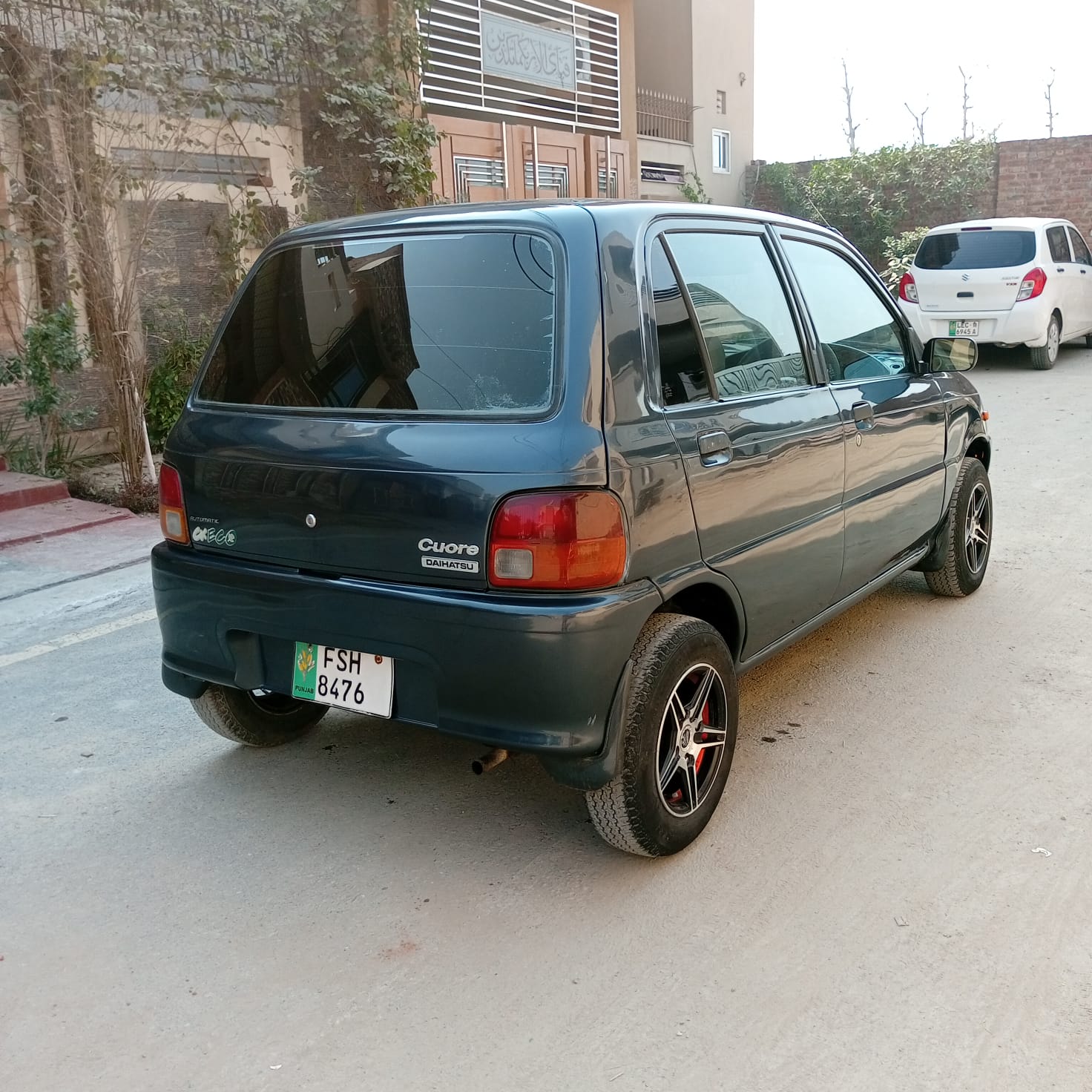 Daihatsu Coure CX auto 2005