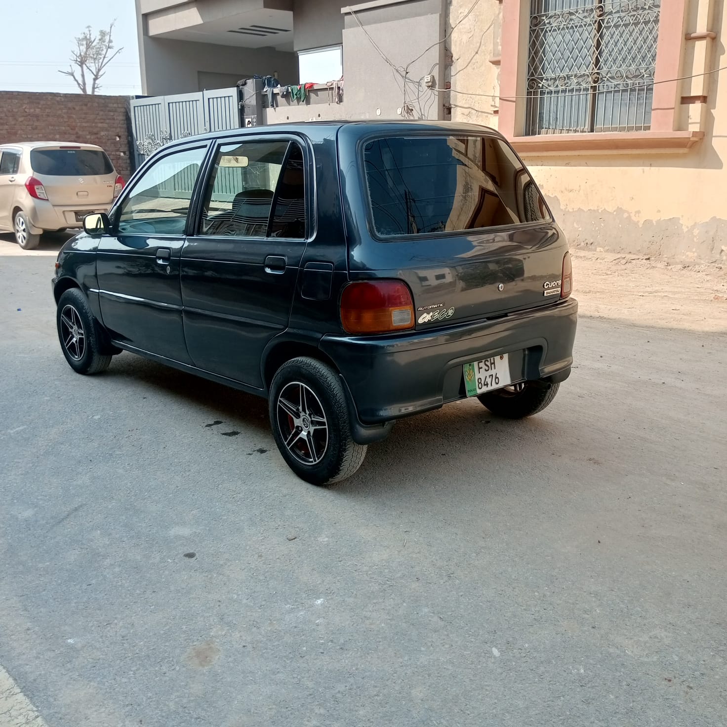 Daihatsu Coure CX auto 2005