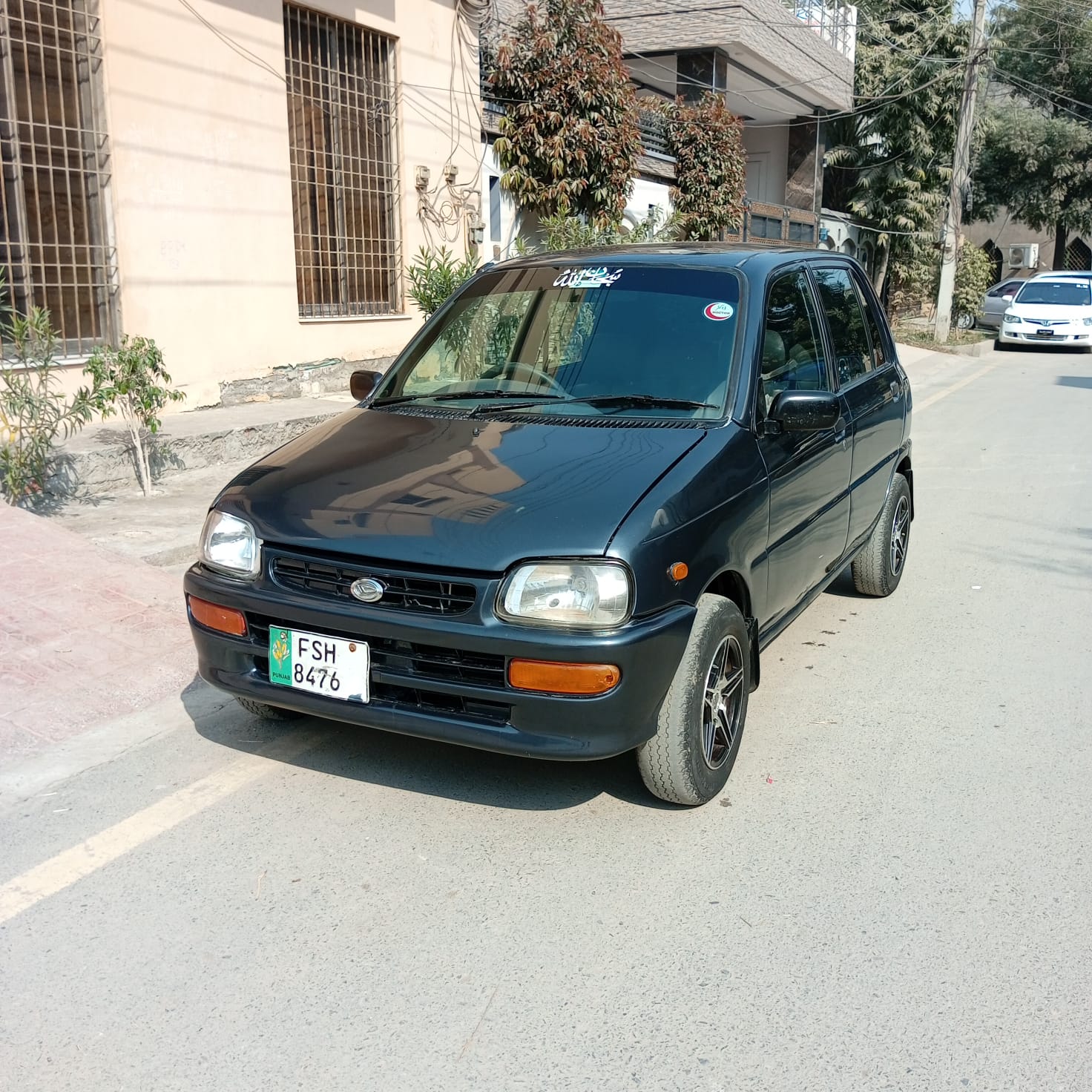Daihatsu Coure CX auto 2005