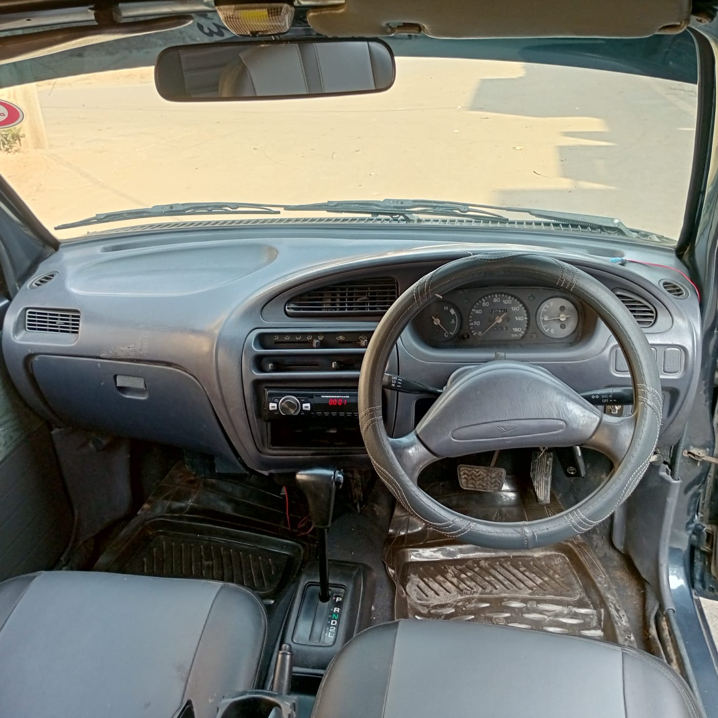 Daihatsu Coure CX auto 2005