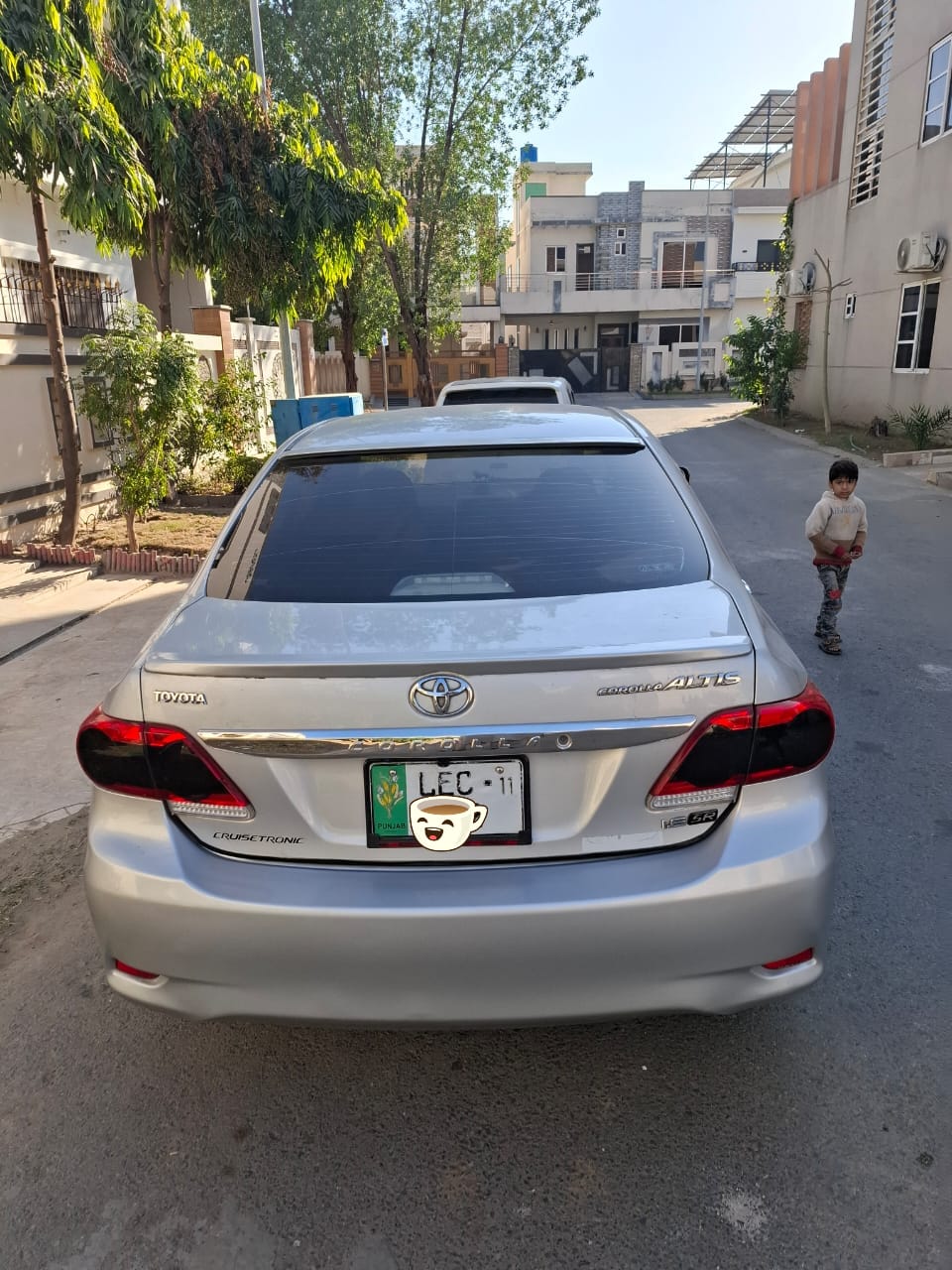 Toyota altis sunroof 2011