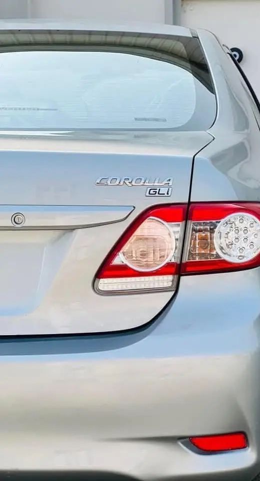 Toyota Corolla GLI 2013