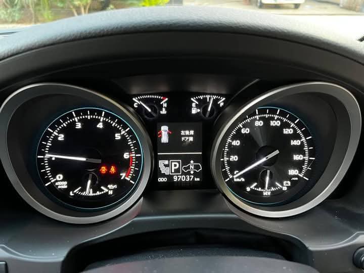 Toyota Land Cruiser ZX 2012