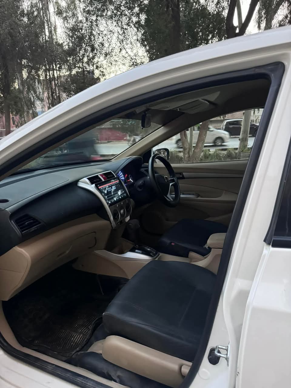 Honda city auto 1.3 2020