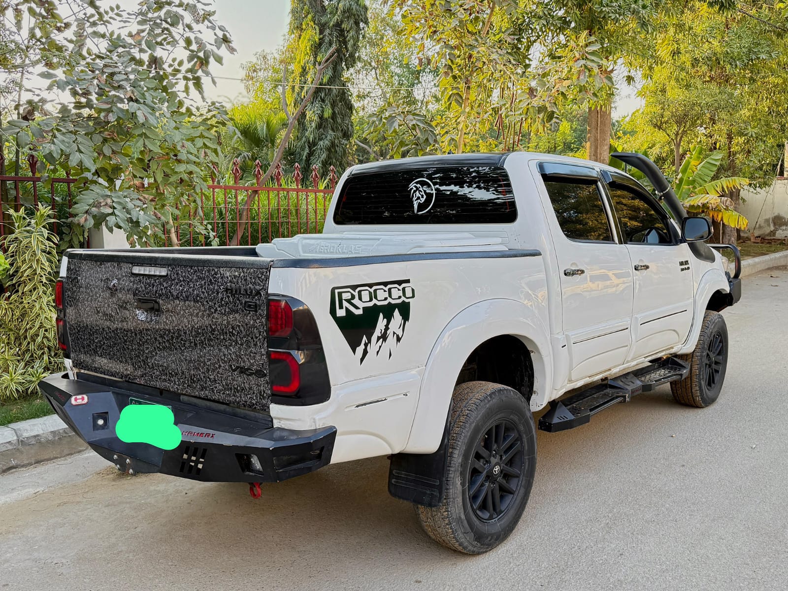 Toyota Hilux Vigo thai 2