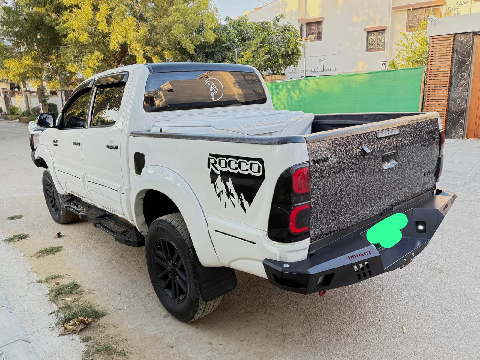 Toyota Hilux Vigo thai 2