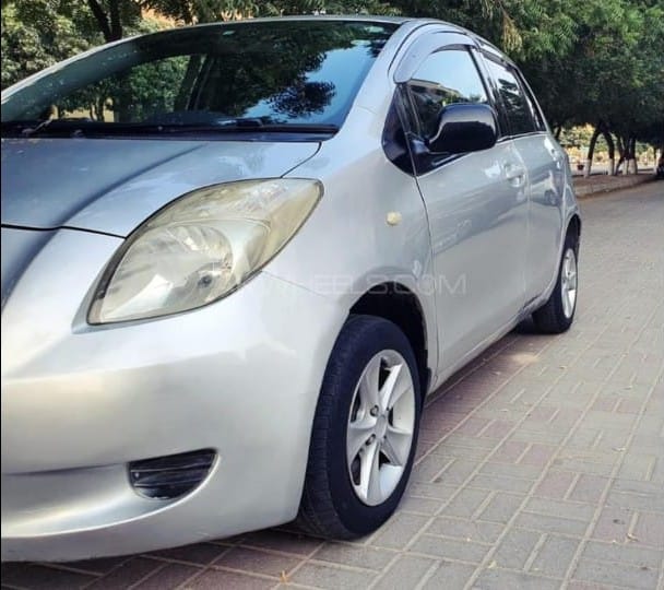 Toyota Vitz 2007