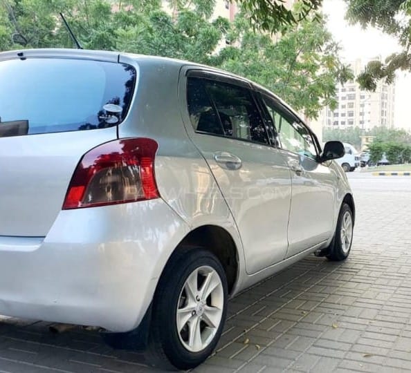Toyota Vitz 2007