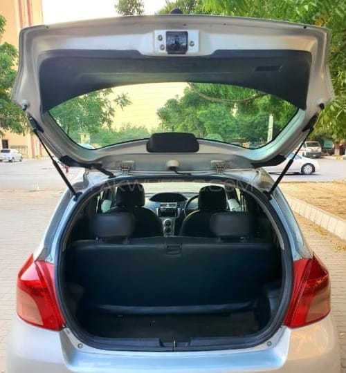 Toyota Vitz 2007