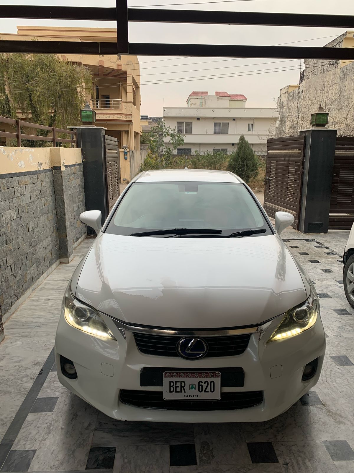 Lexus CT 200h Model 2011