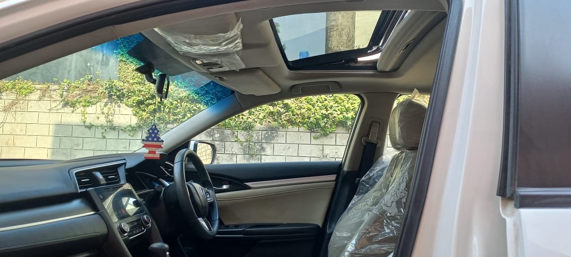 Honda civic X ug 2021