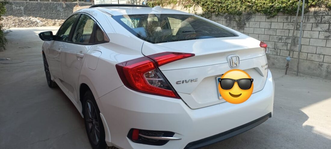 Honda civic X ug 2021