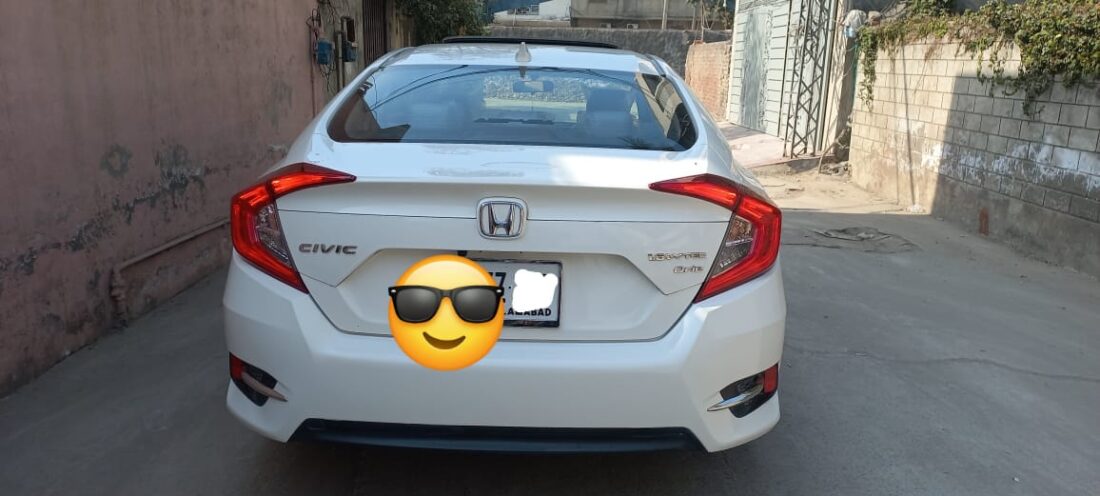 Honda civic X ug 2021